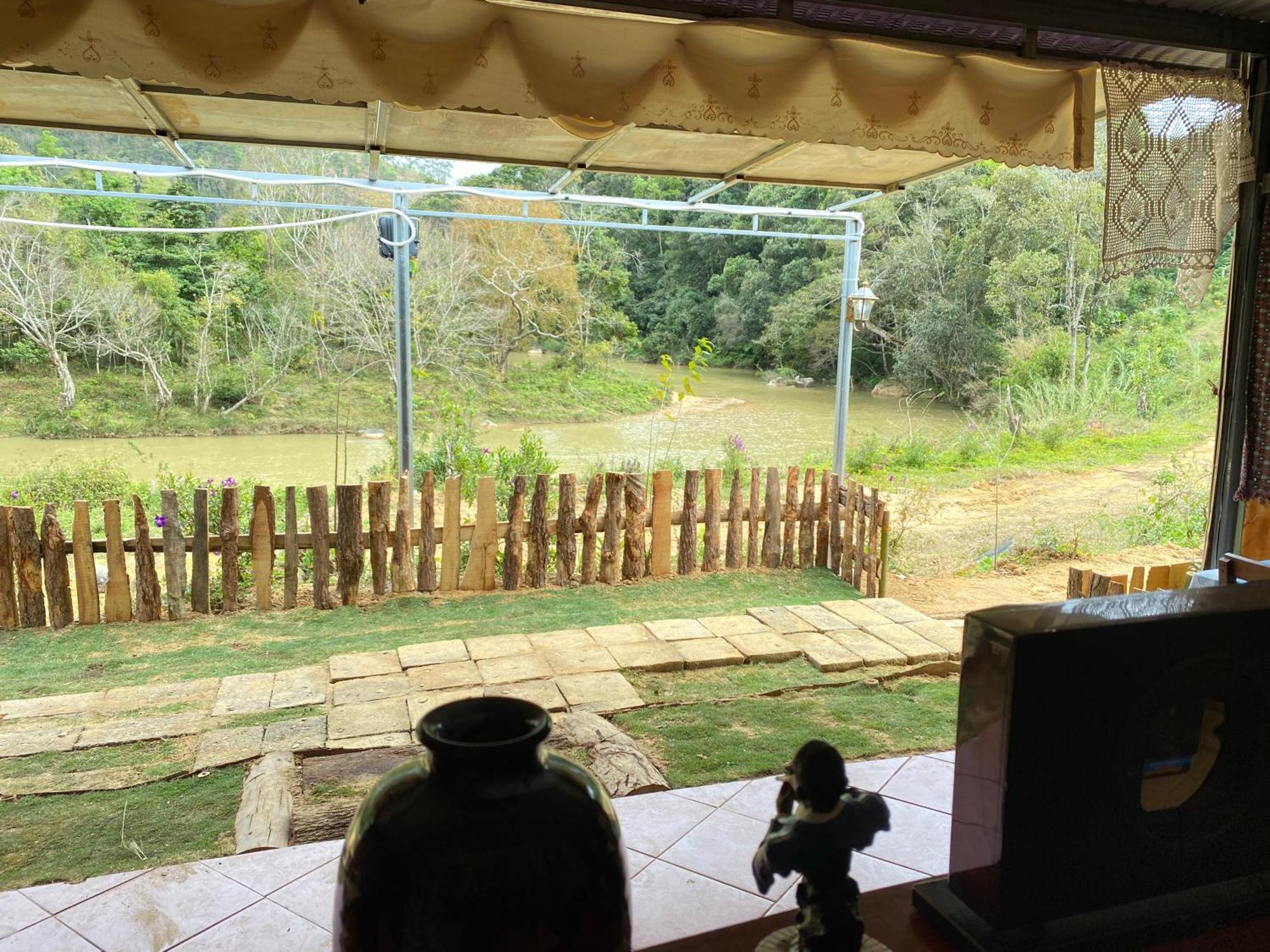 Coi Nguon Farm Glam Mang Den Hotel Kon Von Kla Luaran gambar