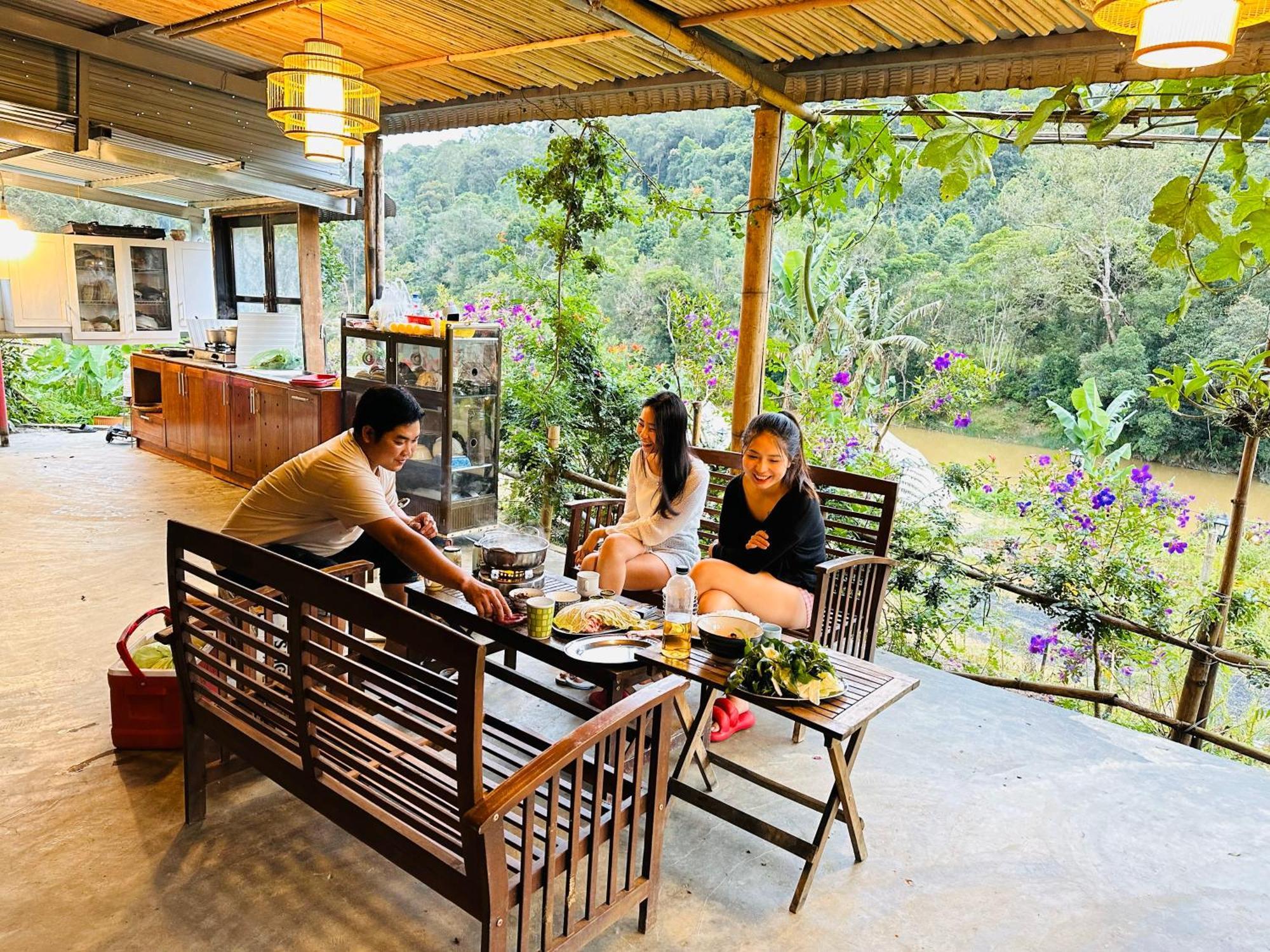 Coi Nguon Farm Glam Mang Den Hotel Kon Von Kla Luaran gambar